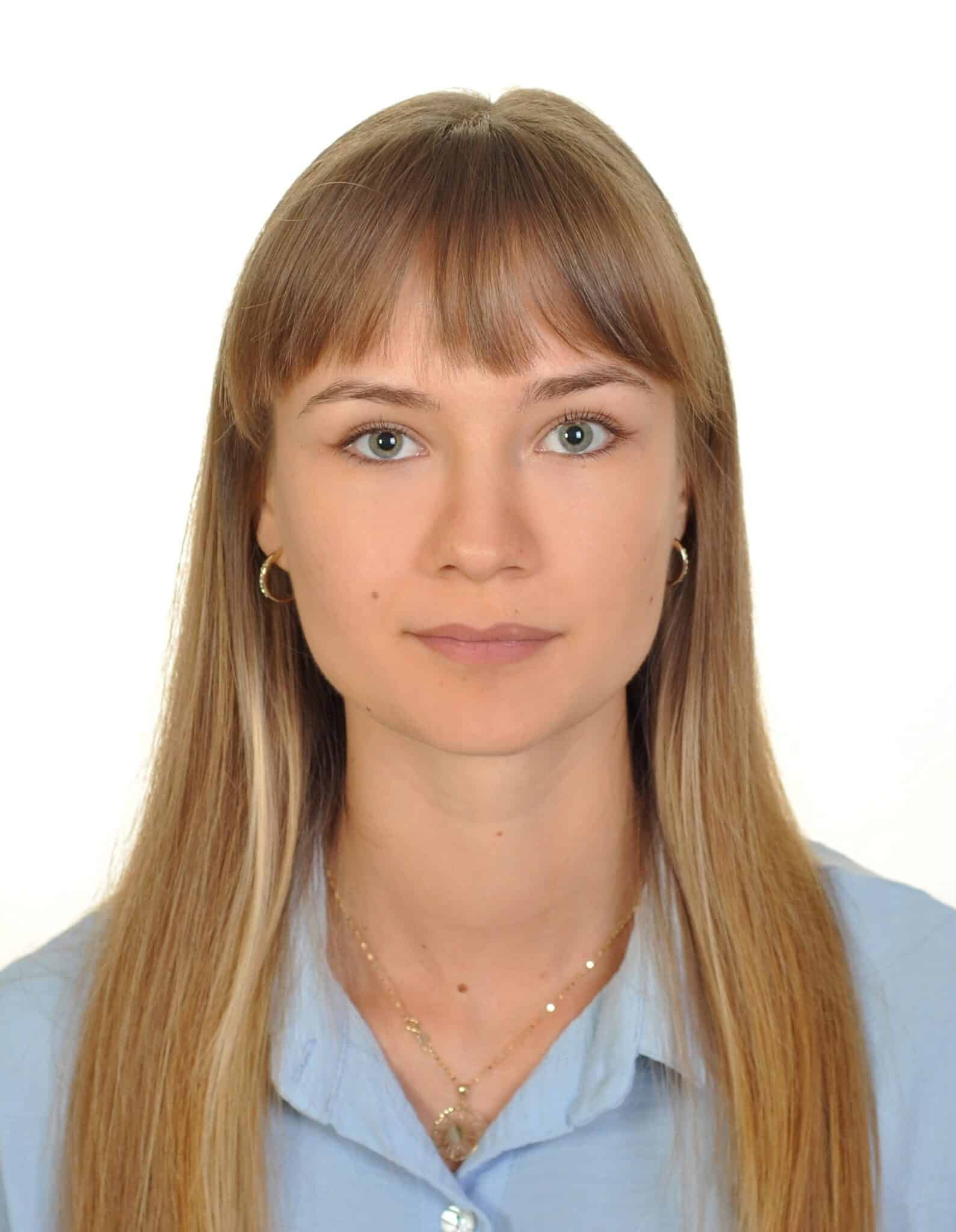 Julia L.
